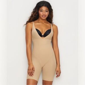 MAIDENFORM Flexees Sleek Smoothers Firm Control Singlet Size XL, bodysuit